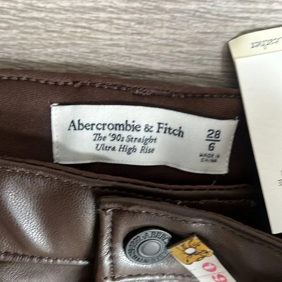 NEW Abercrombie & Fitch Vegan Leather 90s Straight Pant - Picture 8 of 13